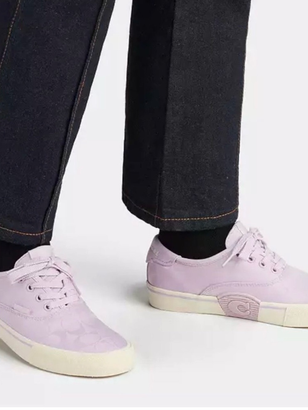 COACH Lilac Purple Signature C Canvas Lace Up Sneakers Size 8